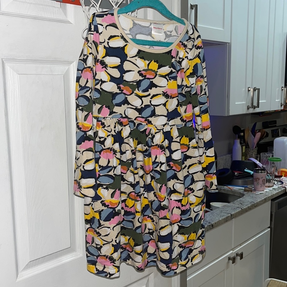 Hanna dress size 6/7 EUC